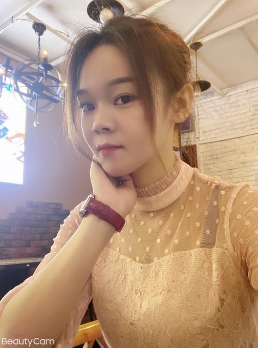 南山潇潇可 she~吻